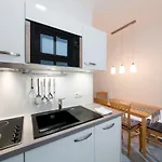 Haus Zobler 公寓