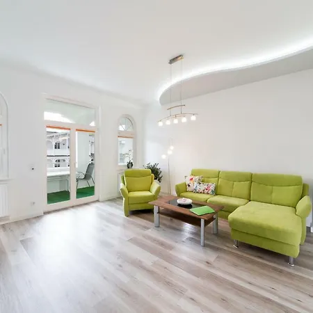 Haus Zobler 公寓 *
